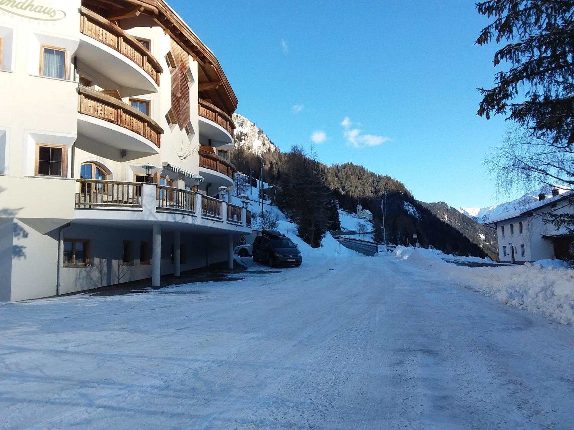 Landhaus Paradies Samnaun 施皮斯 外观 照片